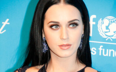 Katy Perry pubblica il nuovo singolo “Lifetimes”: una celebrazione dell’amore eterno